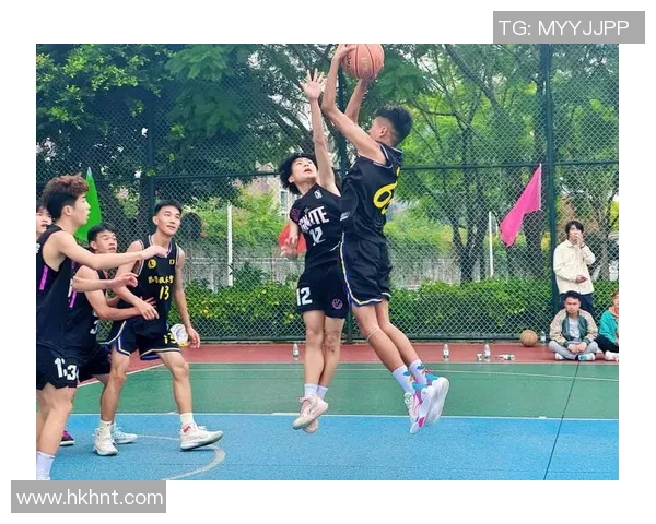 武汉篮球队挑战赛点评团队协作表现分析与未来发展建议